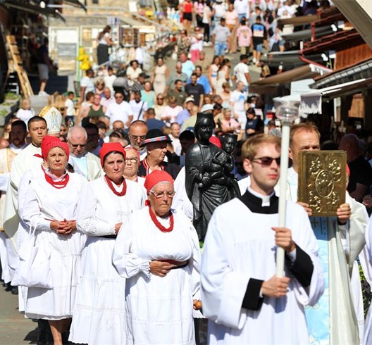 Nadbiskup Kutleša predvodio misno slavlje svetkovine Velike Gospe u Mariji Bistrici